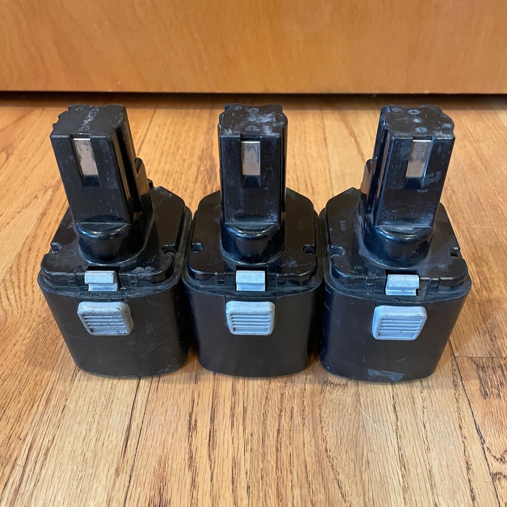 Huskie Tools BP-80 Lithium-Ion Rechargeable Battery 14.4V 3000mAh Lot of 3 Black